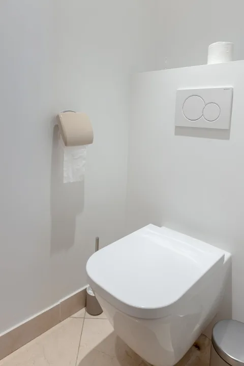 Toilets room 1-2-3 (1)