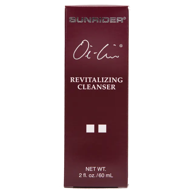 4002211-Oi-Lin-Revitalizing-Cleanser.png