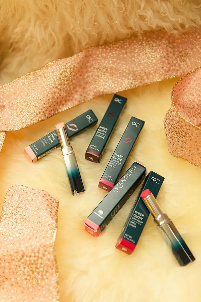 Gilded-Bellini-lip-balm