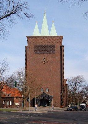 Kreuzkirche by Ernst Paulus