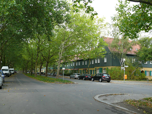 Lentze settlement — Heimatstil architecture