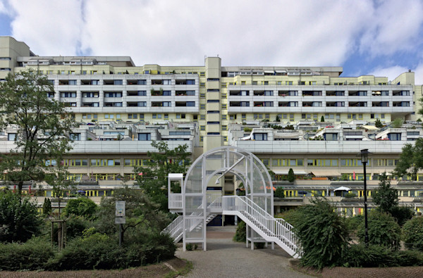 Residential complex Stangerbader Strasse in Berlin