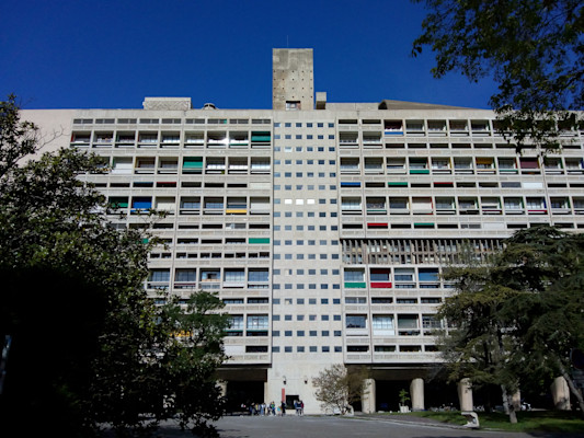 Unité d'Habitation | Radiant City by Le Corbusier
