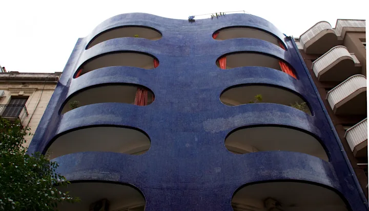 Mario Català Nebot Residential Building