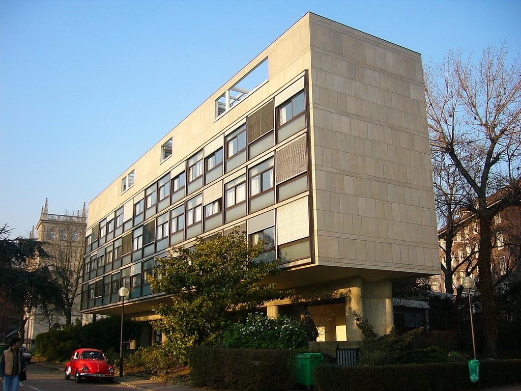 Swiss Pavilion, Paris