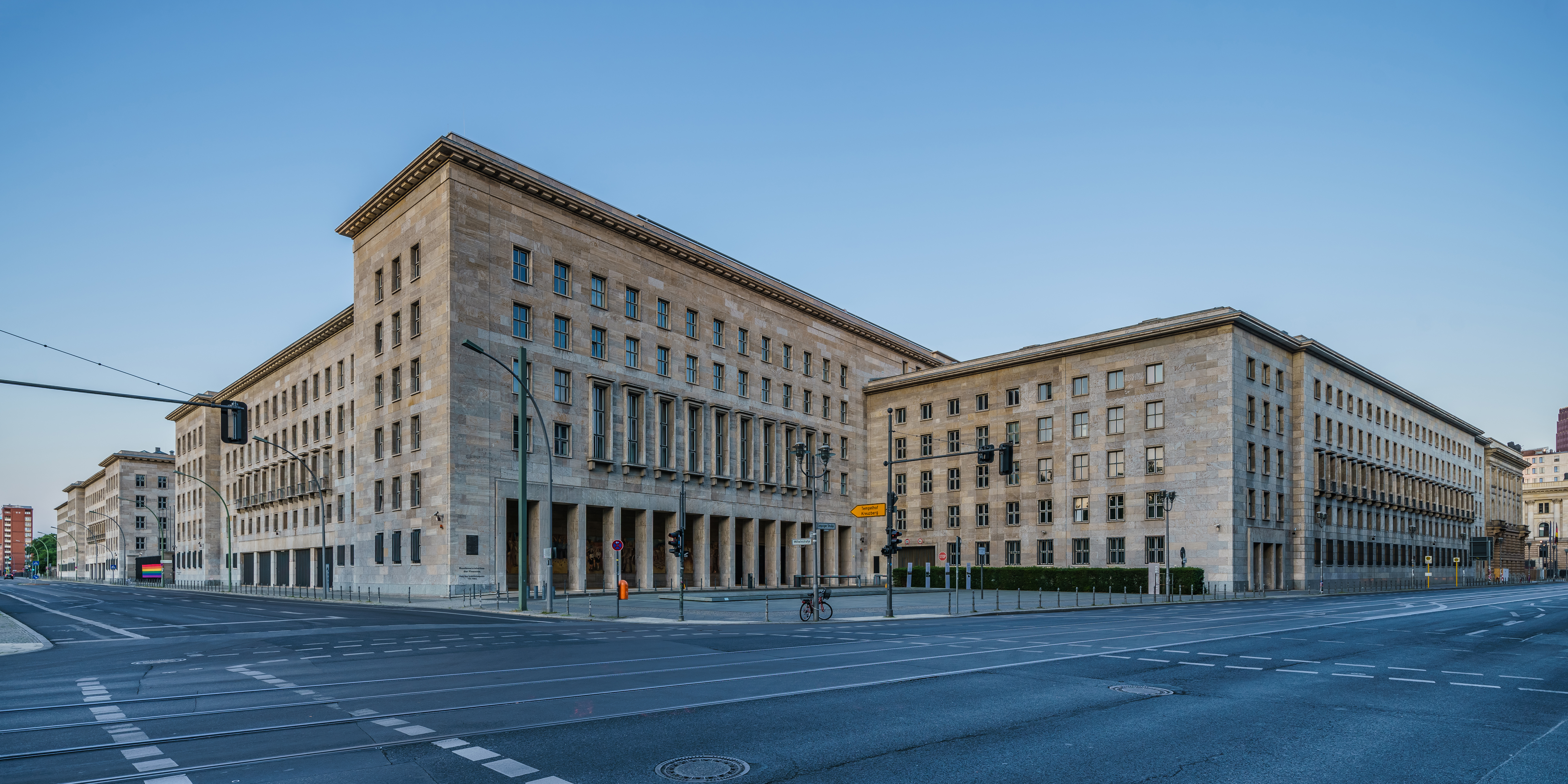 Detlev-Rohwedder-Haus, Berlin
