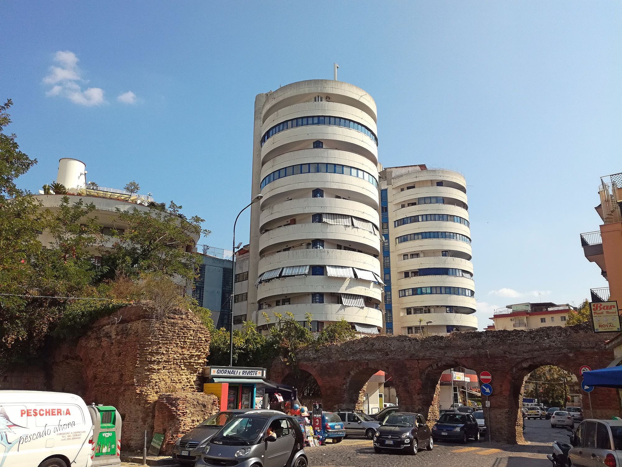 Piazza Grande residential complex, Napoli