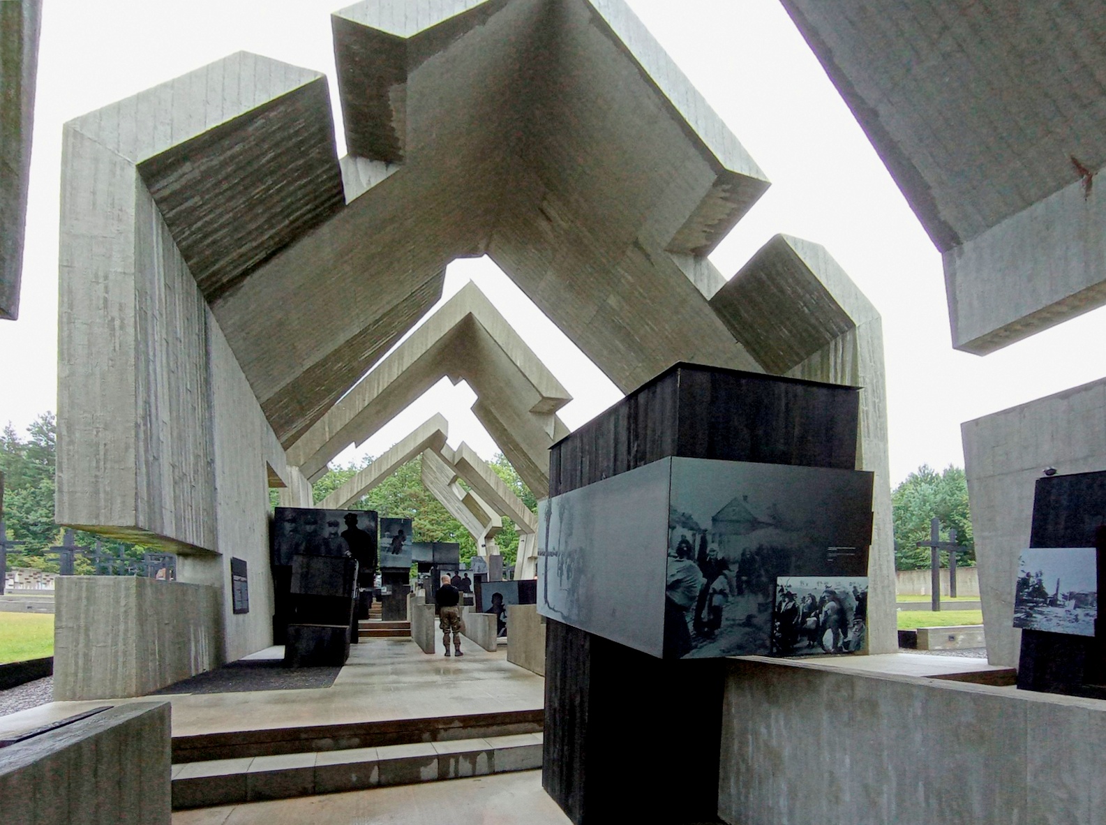 Mausoleum in Michniów, Michniów