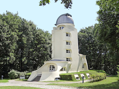 The Einstein Tower by Erich Mendelsohn