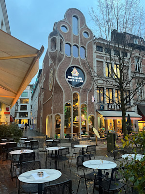 Intellect Bookshop by Colette Van Vynckt