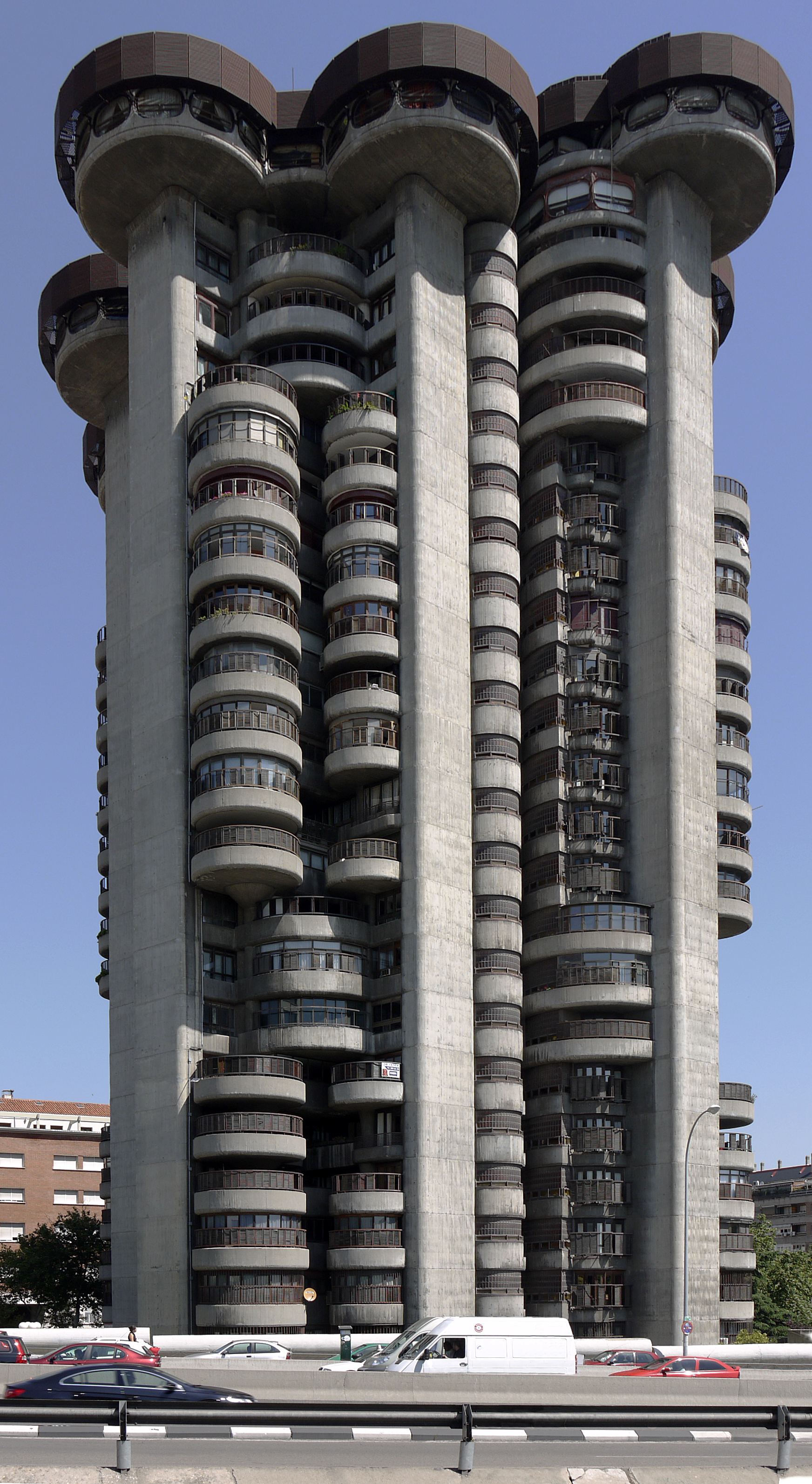 Torres Blancas, Madrid