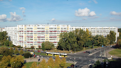 The "Schlange" building by Heinz Mehlan