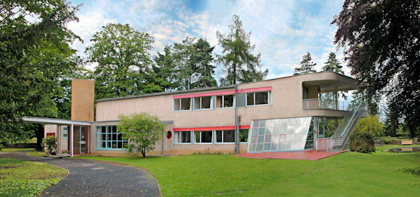 Villa Schminke — International architecture