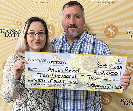 Hutchinson Player Wins $10,000 Holiday Prize!