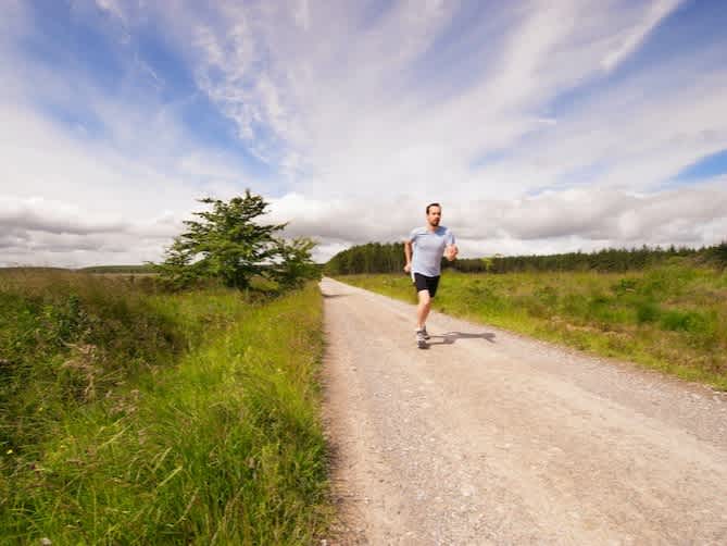 should-you-eat-before-a-morning-run-according-to-science