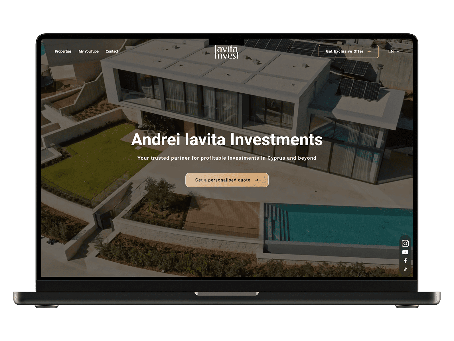 Webunites – MacBook – Iavita Invest