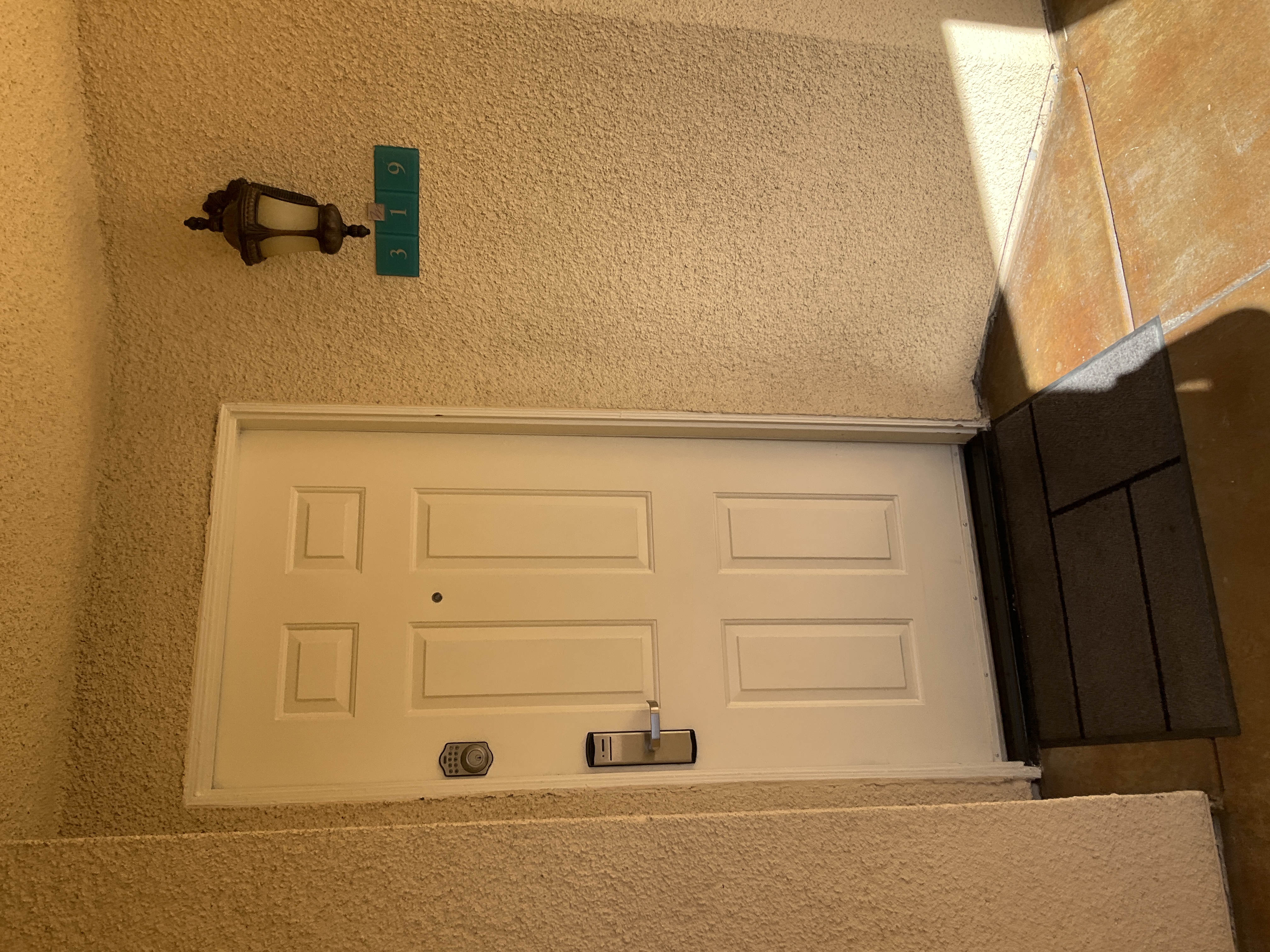 260 E Flamingo Rd#319, Las Vegas, NV 89169