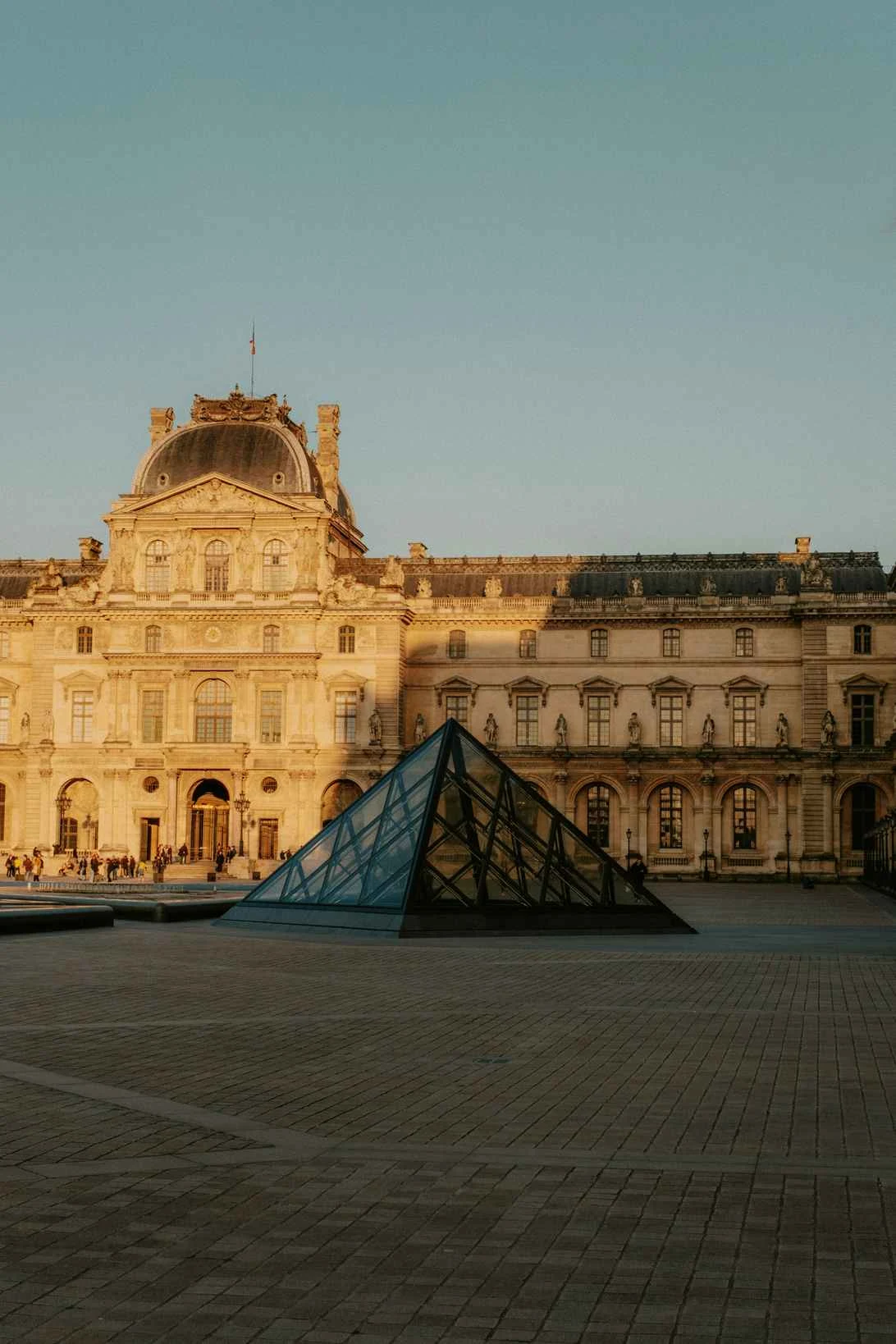 Louvre