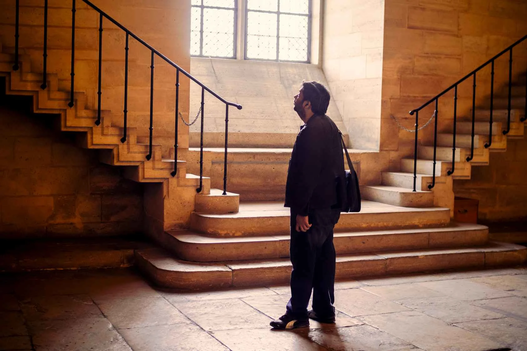 Notre-Dame tour: Inside the cathedral that built Paris 4