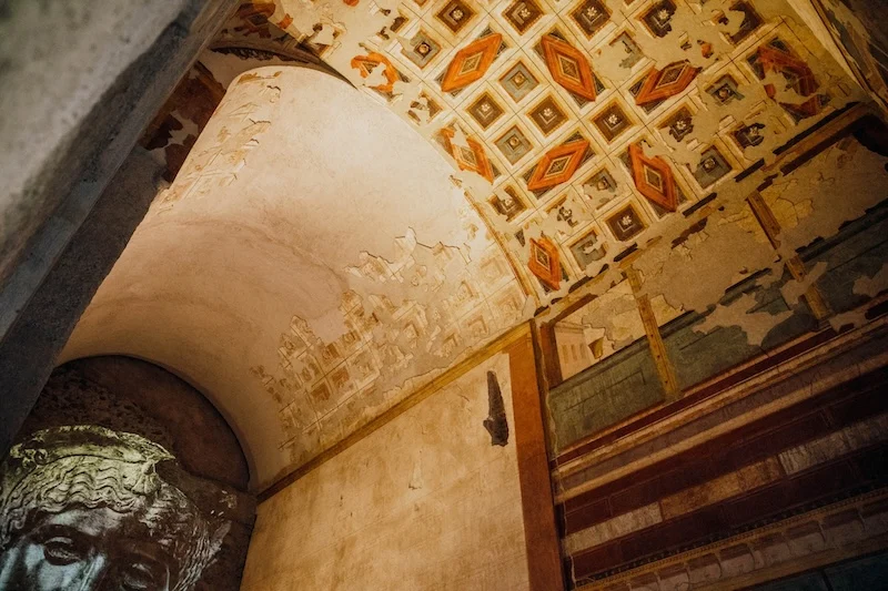 Private Colosseum tour with Caesar's Palace & Roman Forum Super Sites: Rooms an emperor kept locked 4