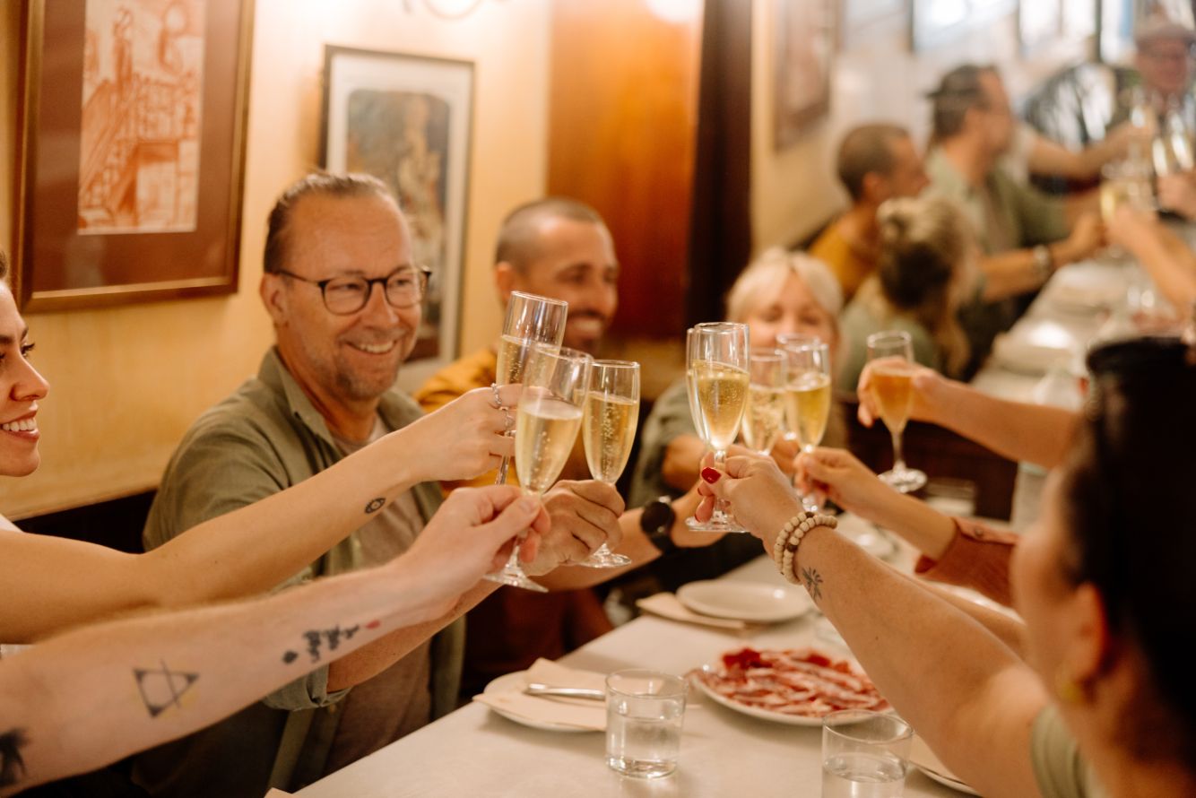 Tapas & wine