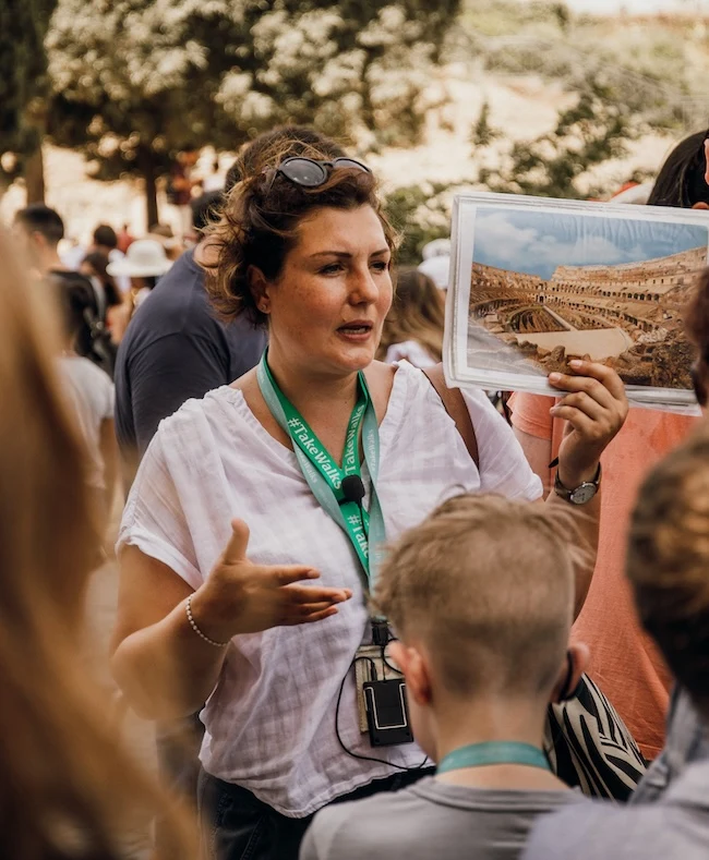 Private VIP Colosseum Underground Tour with Roman Forum & Palatine Hill 7
