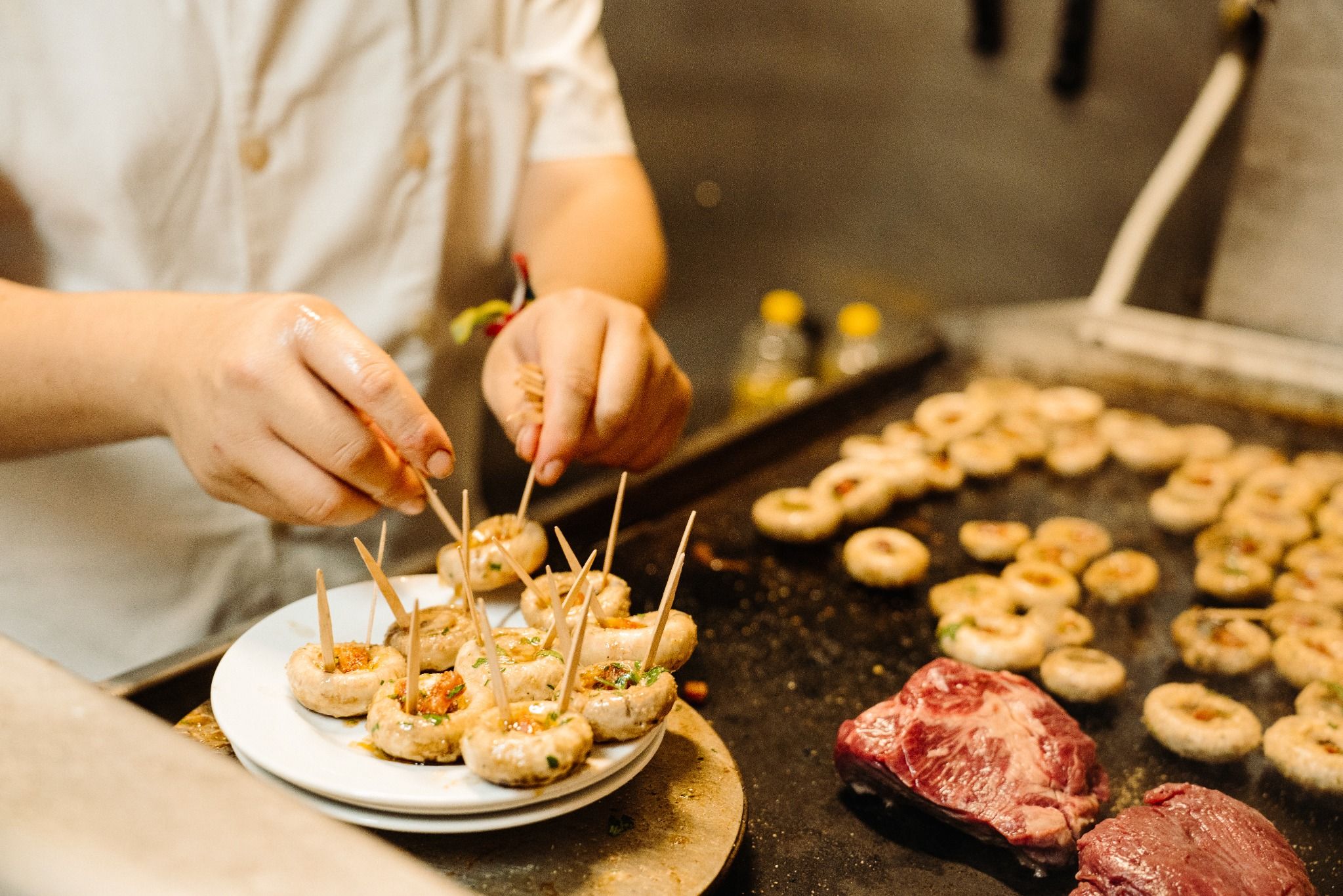 Madrid tapas, taverns & history tour: Eat, drink and discover old Madrid