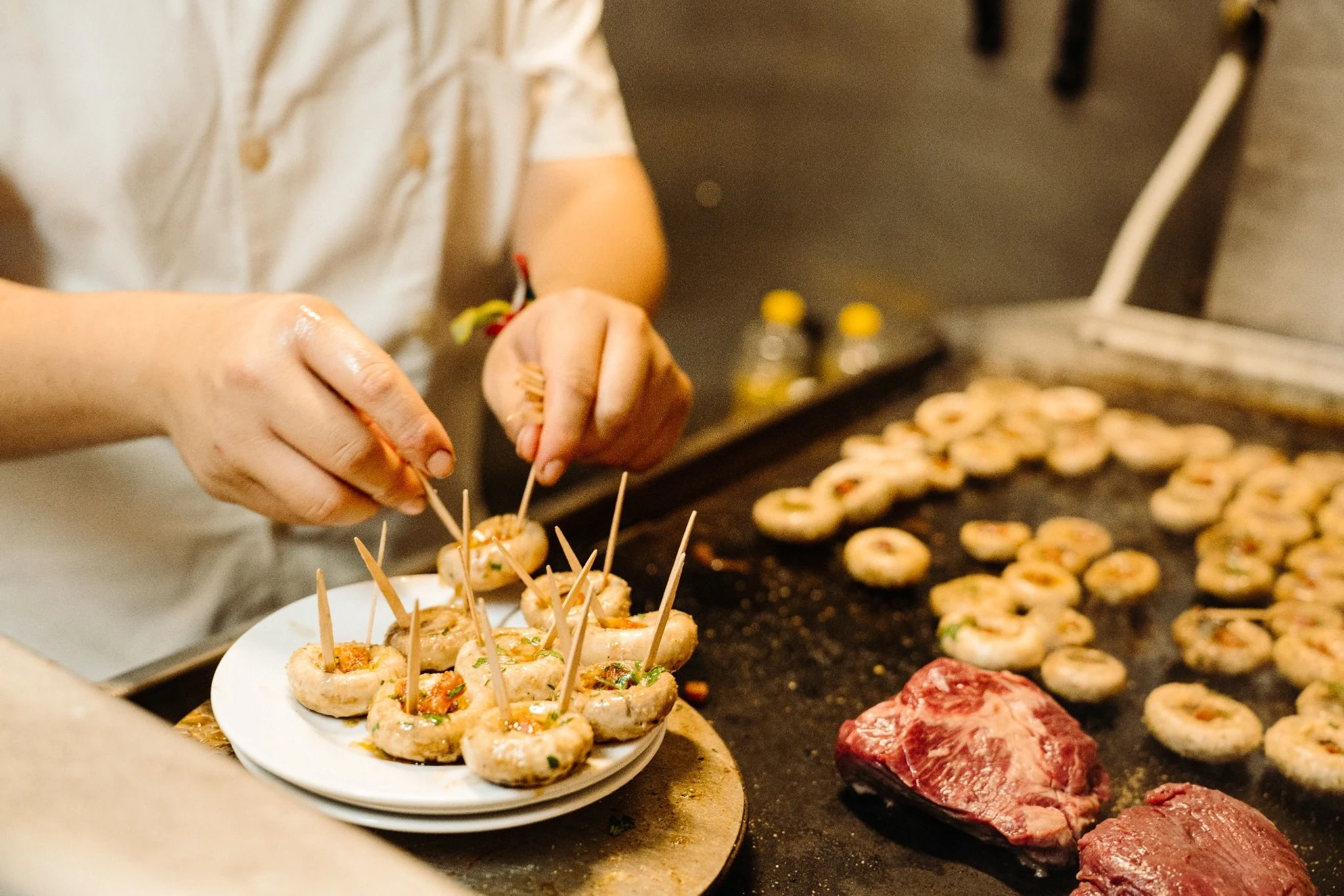 Madrid tapas, taverns & history tour: Eat, drink and discover old Madrid