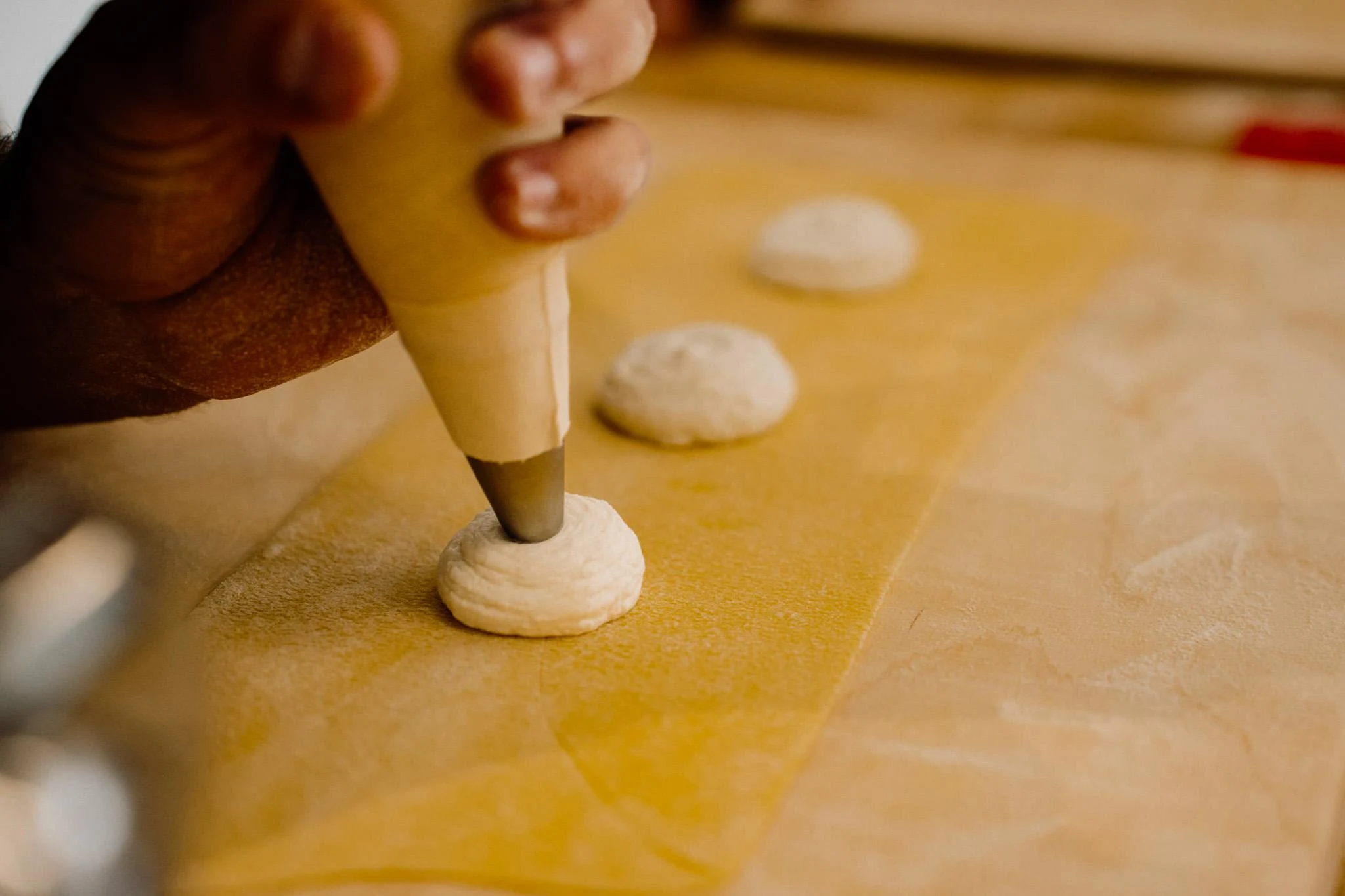 Pasta making class: Cook, wine and dine in Rome