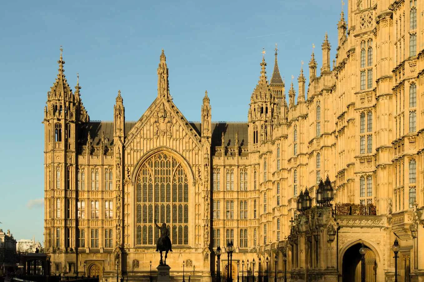 Houses of Parliament & Westminster Abbey tour: Inside the chambers that shaped an empire 4