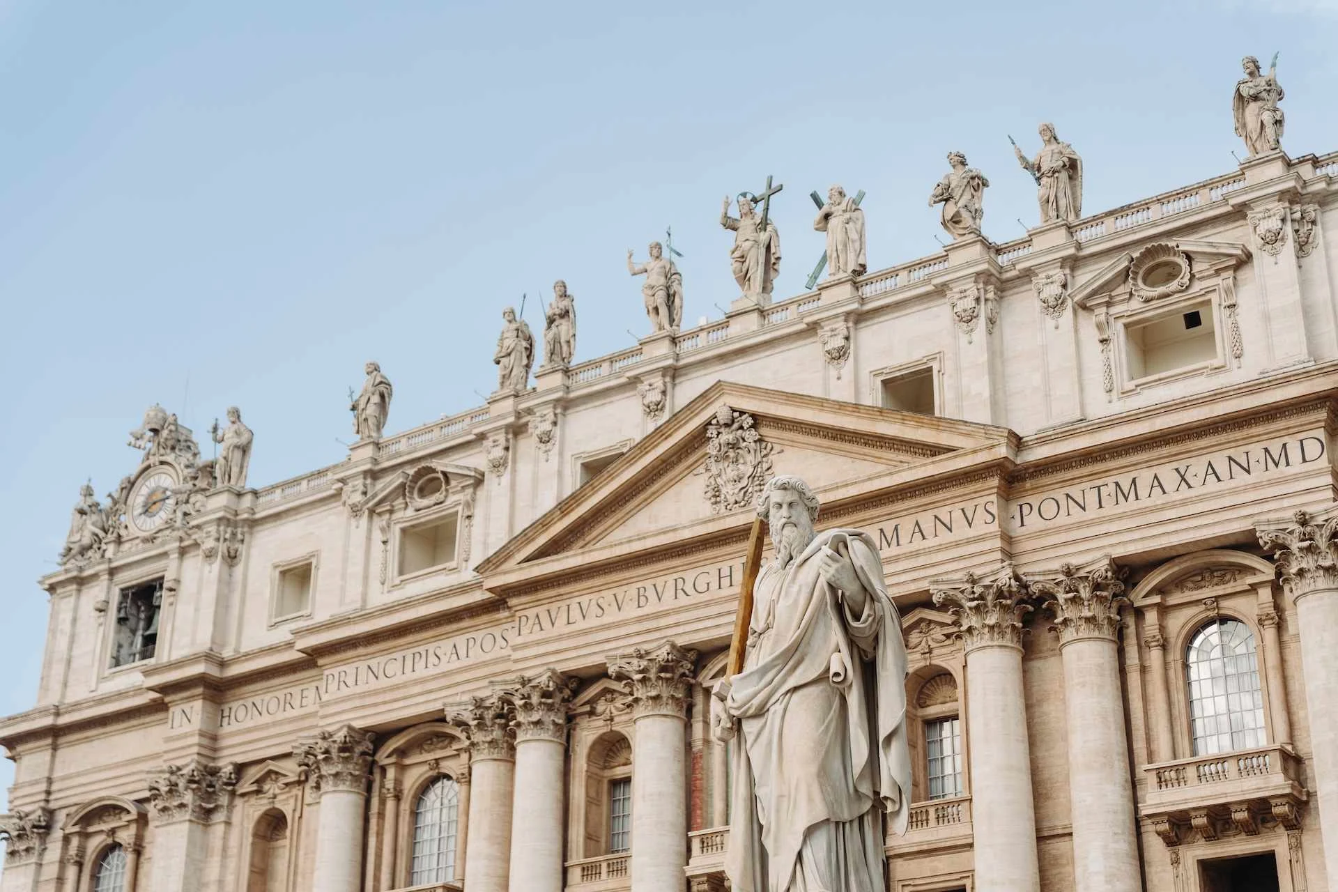 Private St. Peter's Basilica Tour: Priority entry, dome climb, and the crypts below 9