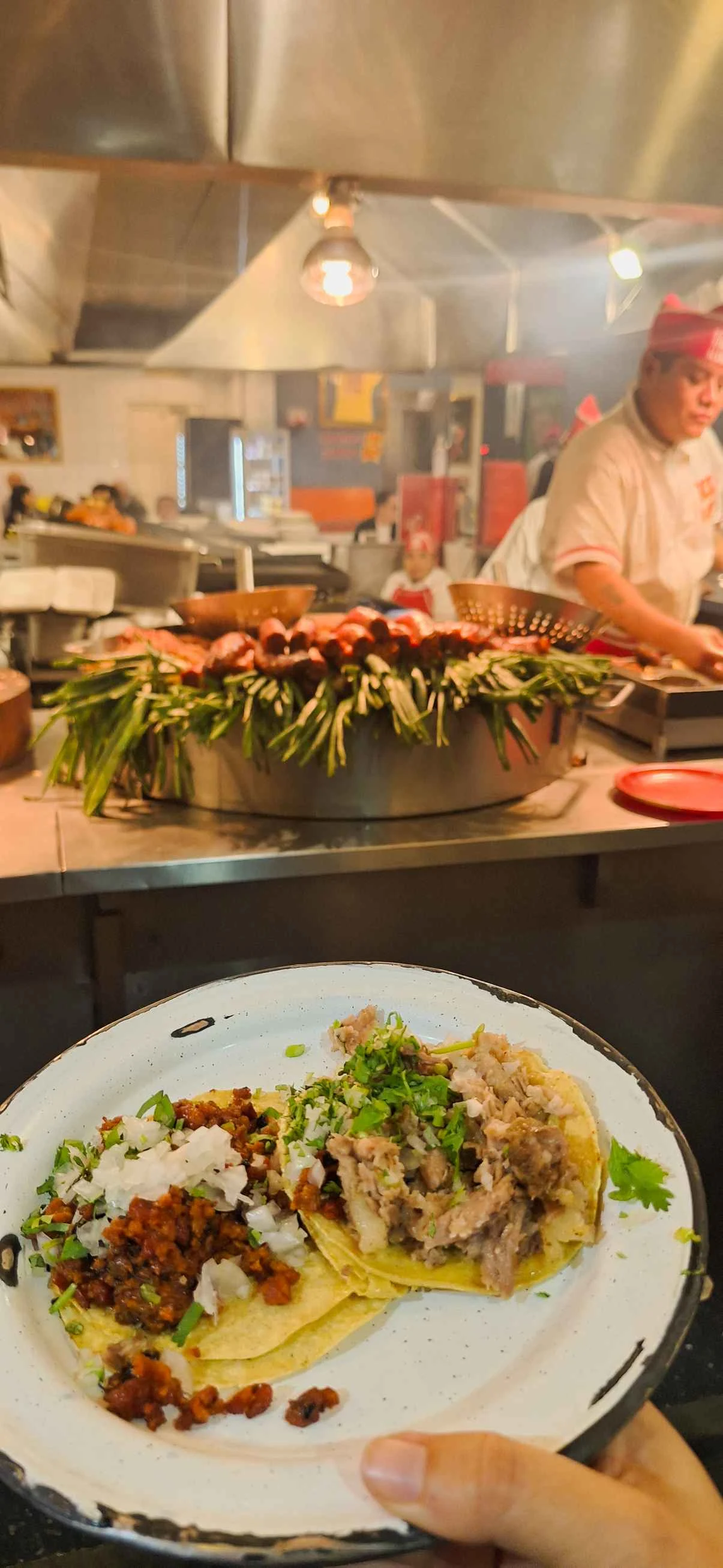 Tacos & Mezcal tour: An evening through Juárez & Reforma 4