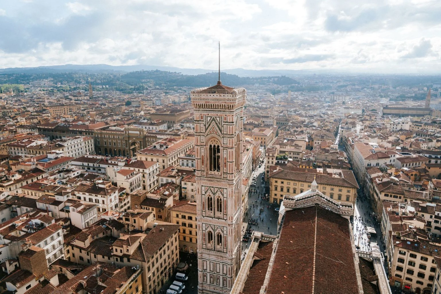 Florence private walking tour: David, the Duomo, and Dante's streets