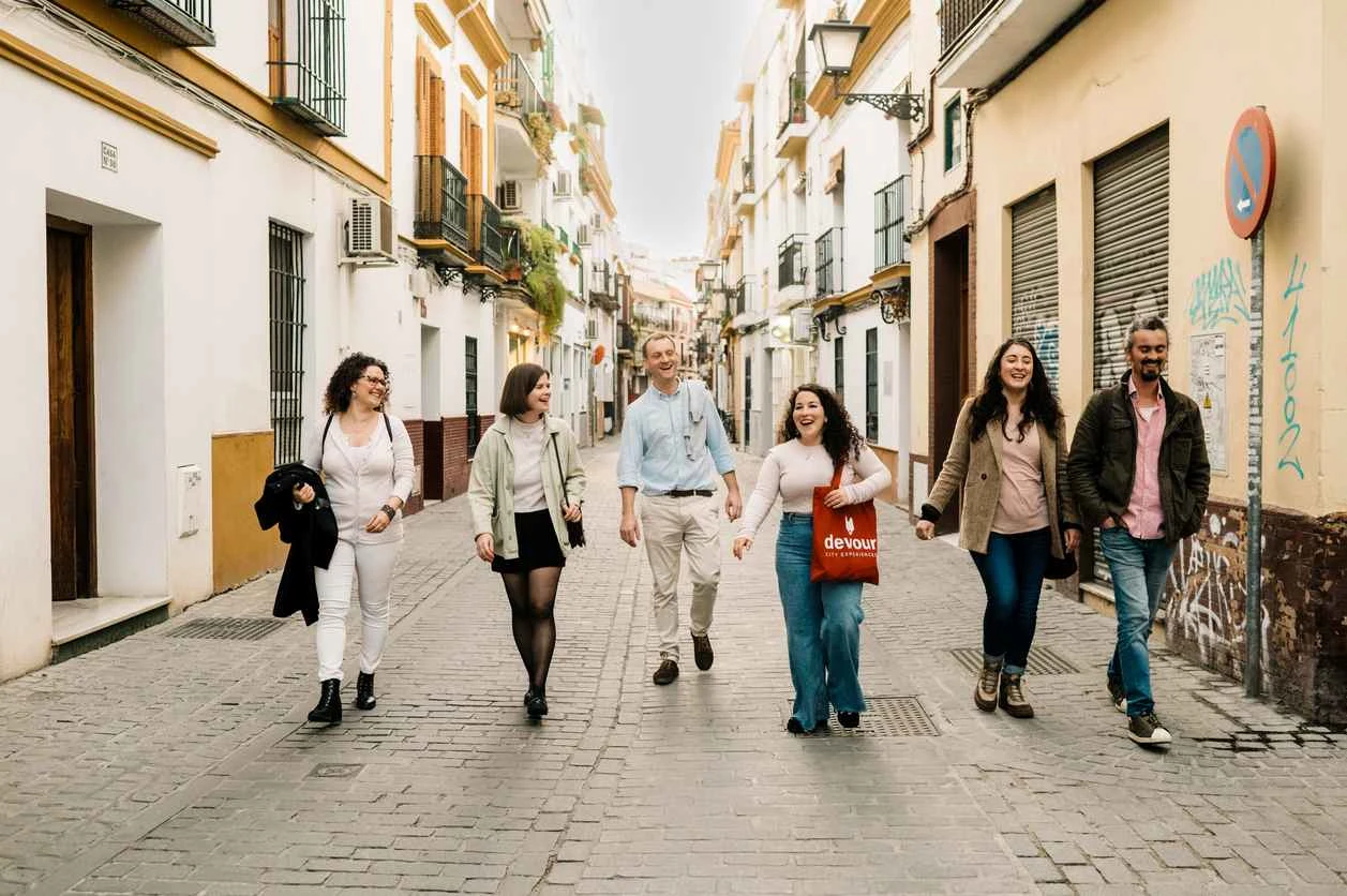Seville tapas & flamenco tour: Tapas and flamenco in a palace 5