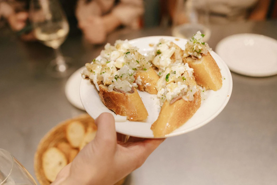 Private San Sebastián pintxos tour: Gourmet bites and wine in the Old Town