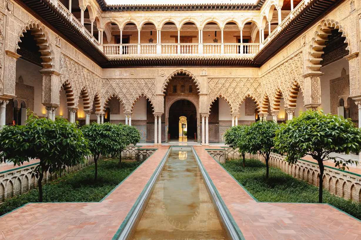 Alone in the Alcazar: Exclusive early access to Seville's royal palace 7