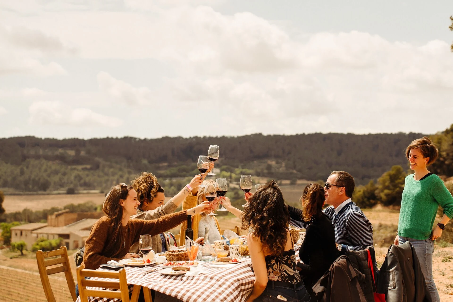 Montserrat & Cava day trip: Morning in the mountains, lunch in the vineyard