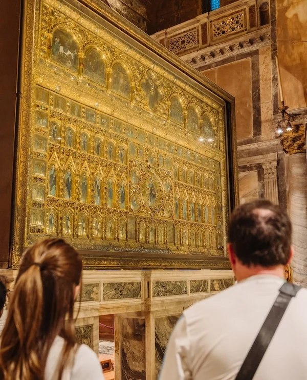 Alone in St. Mark's Basilica: The gold mosaics, all to yourself 5