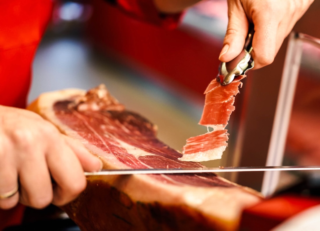 Seville tapas, taverns & history tour: Taste Seville's story, bar by bar