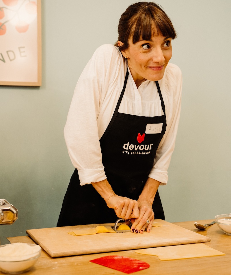 Pasta making class: Cook, wine and dine in Rome