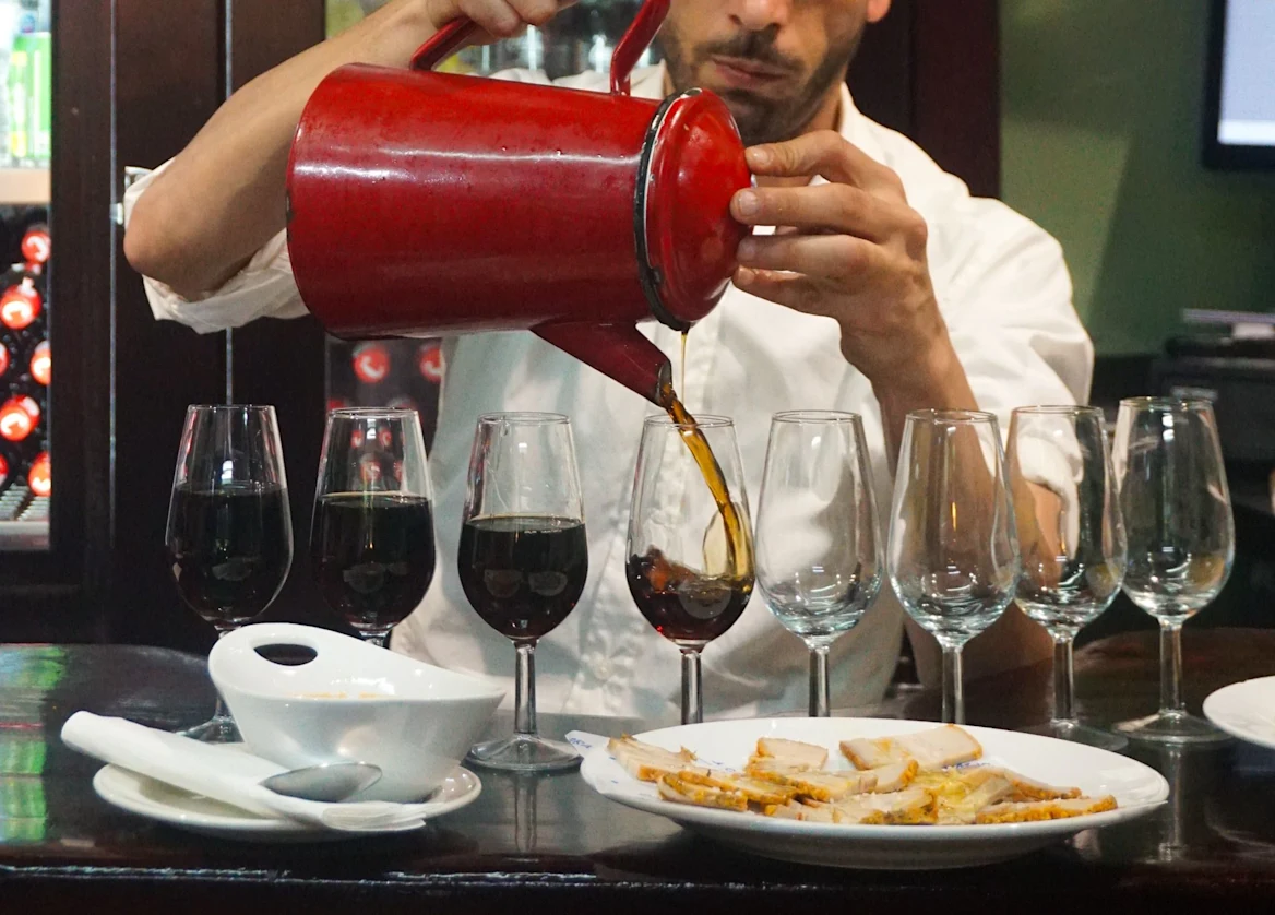 Seville tapas, taverns & history tour: Taste Seville's story, bar by bar