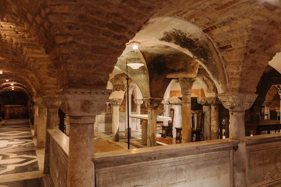 Alone in St. Mark's Basilica: The gold mosaics, all to yourself 11