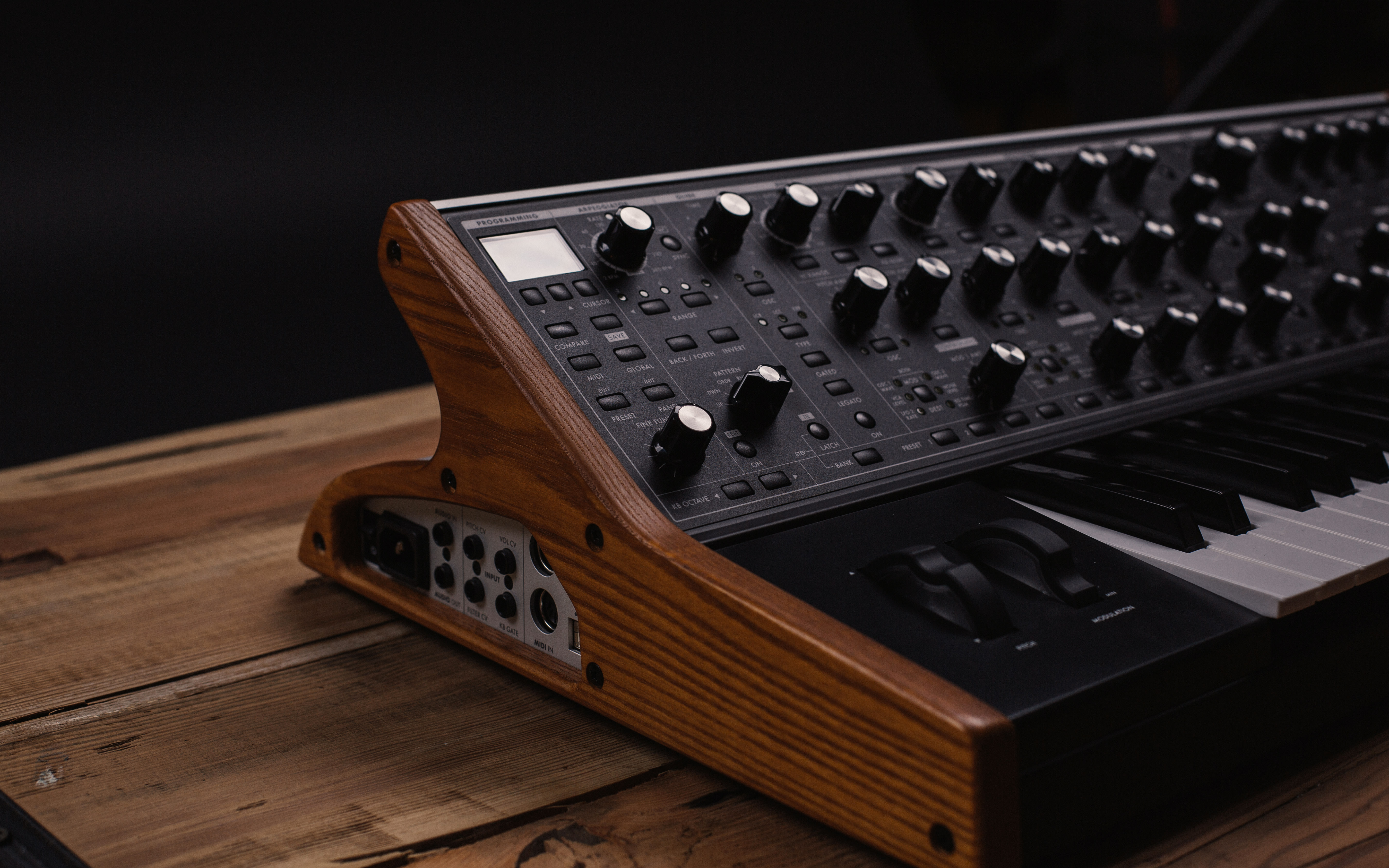 Hello Monday | Moog