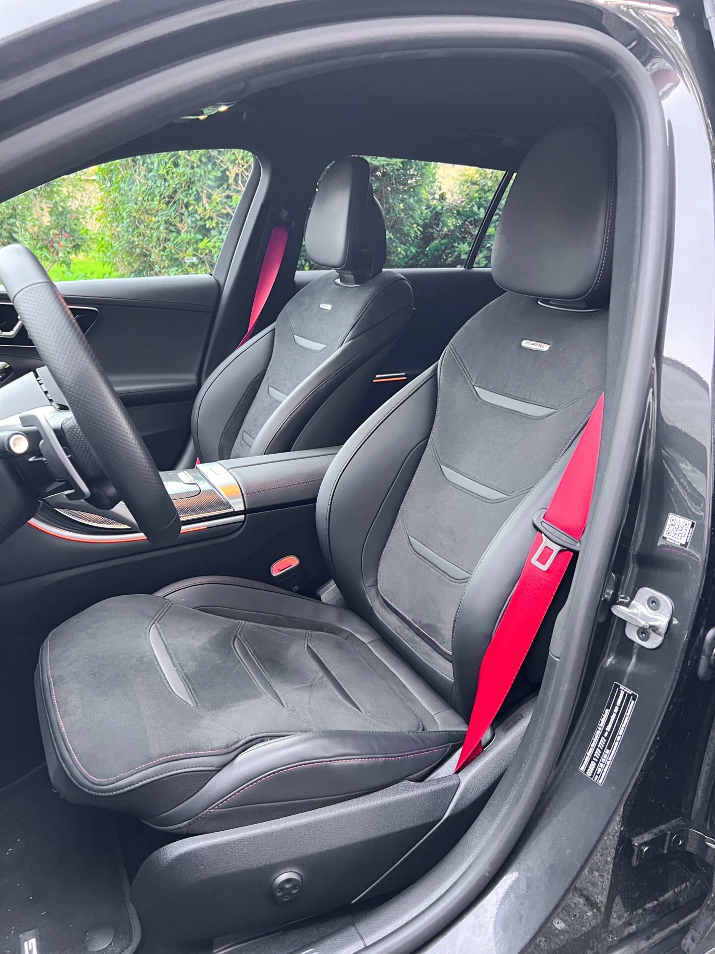 Mercedes-AMG-C-43-Stationcar-12