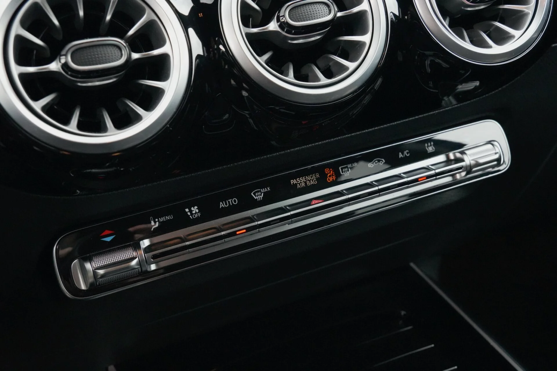 TEST MB EQA 250+ FL MBB 3213