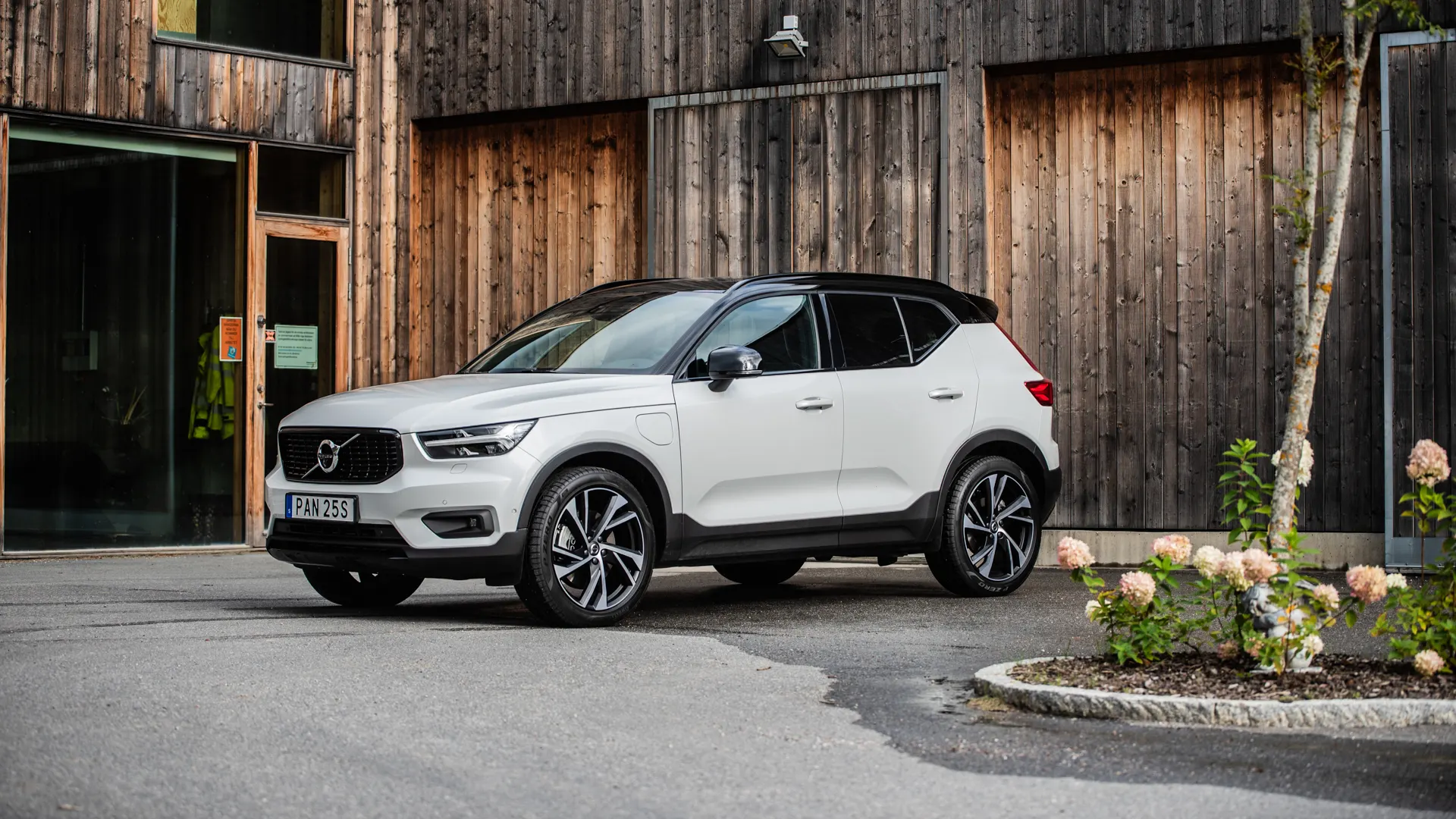 volvo-xc40