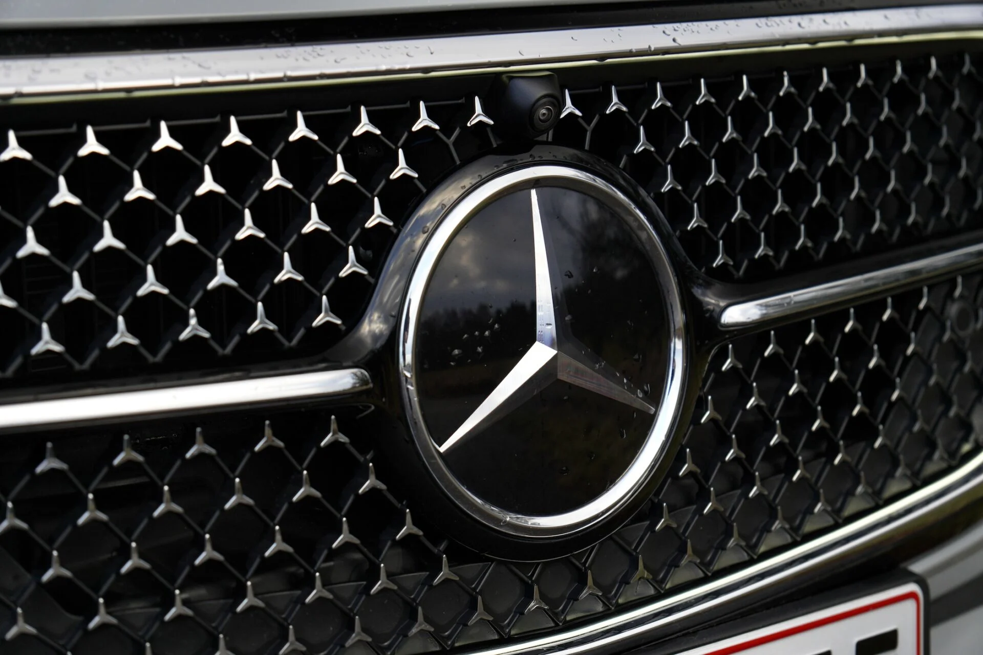 TEST Mercedes E 400 e 521