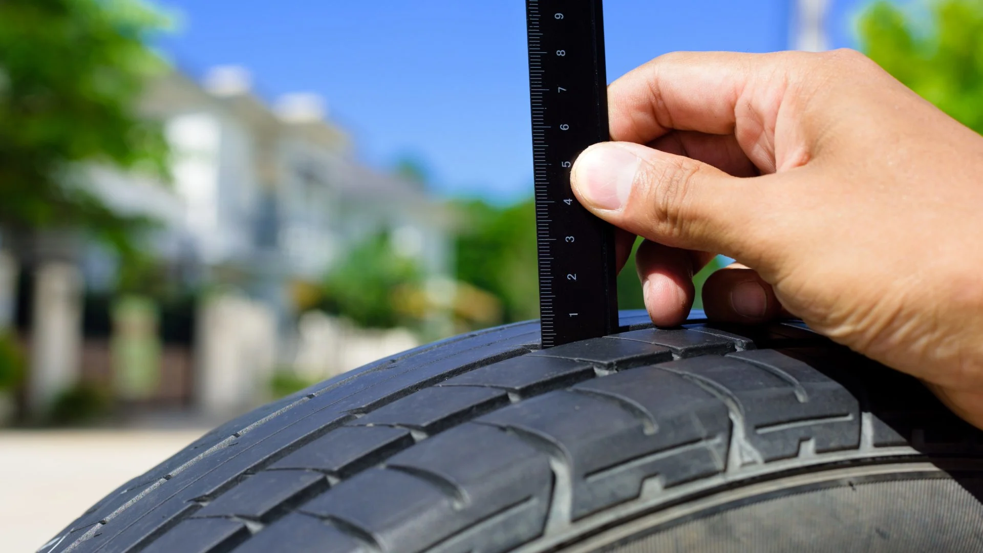 avsloja-bilens-skick-monsterdjup-dack