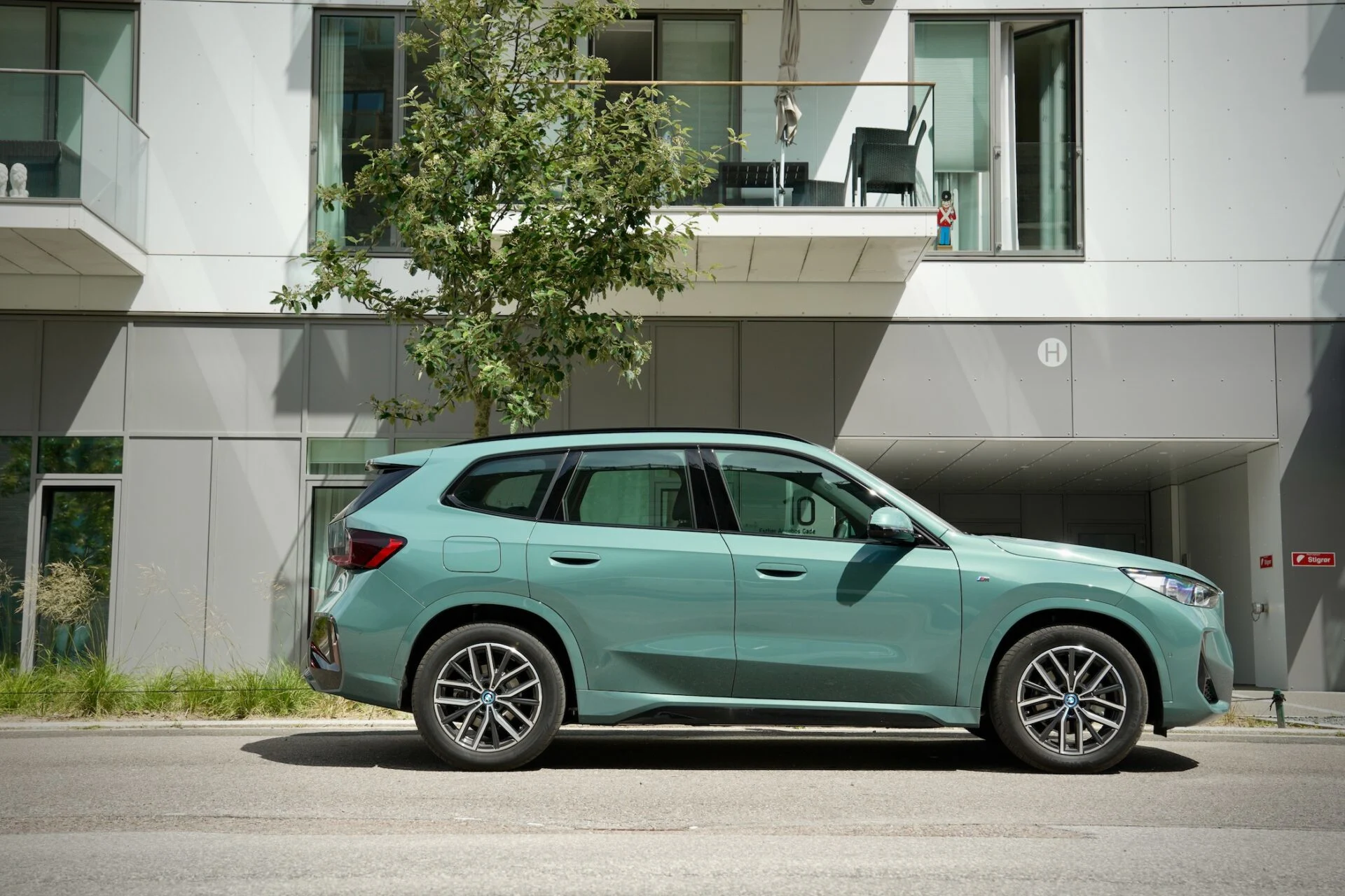 TEST BMW iX1 eDrive20 FC MBB53