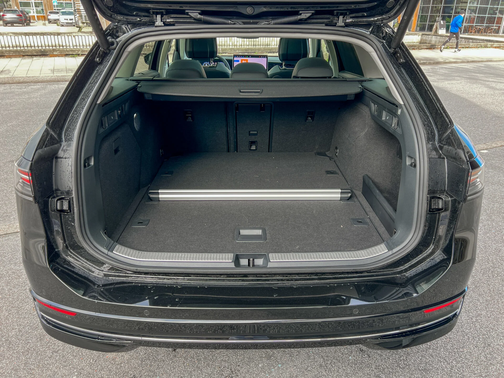 VW-Passat-Variant-17